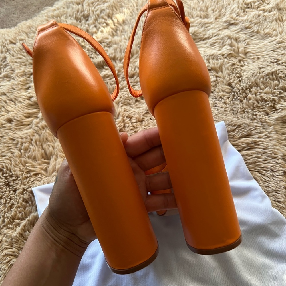 Nordstrom Women's Bold Orange Platform Sandals - Picture 7 of 7